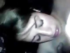 Turk holka kurva v garáži