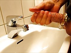 Velké zatížení v puplic WC